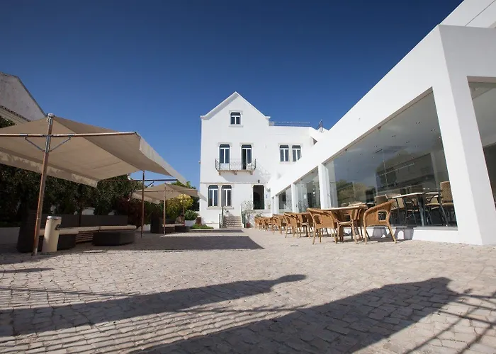 Recife 2* Αλμπουφέιρα