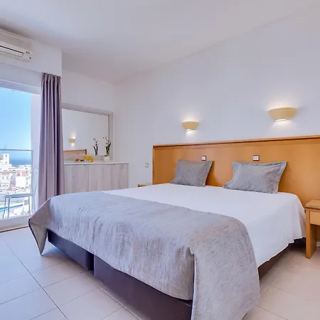 Recife Hotell 2*